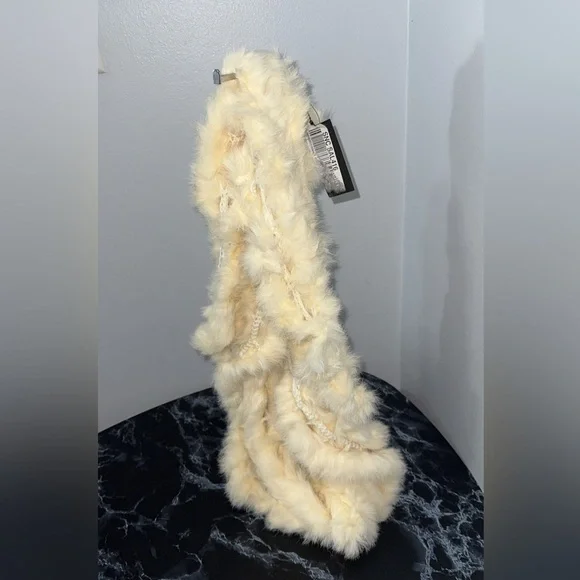 Marcus Adler 100% Rabbit Fur Ruffle Infinity Scarf Wrap Ivory AUTHENTIC NWT - Picture 2 of 5